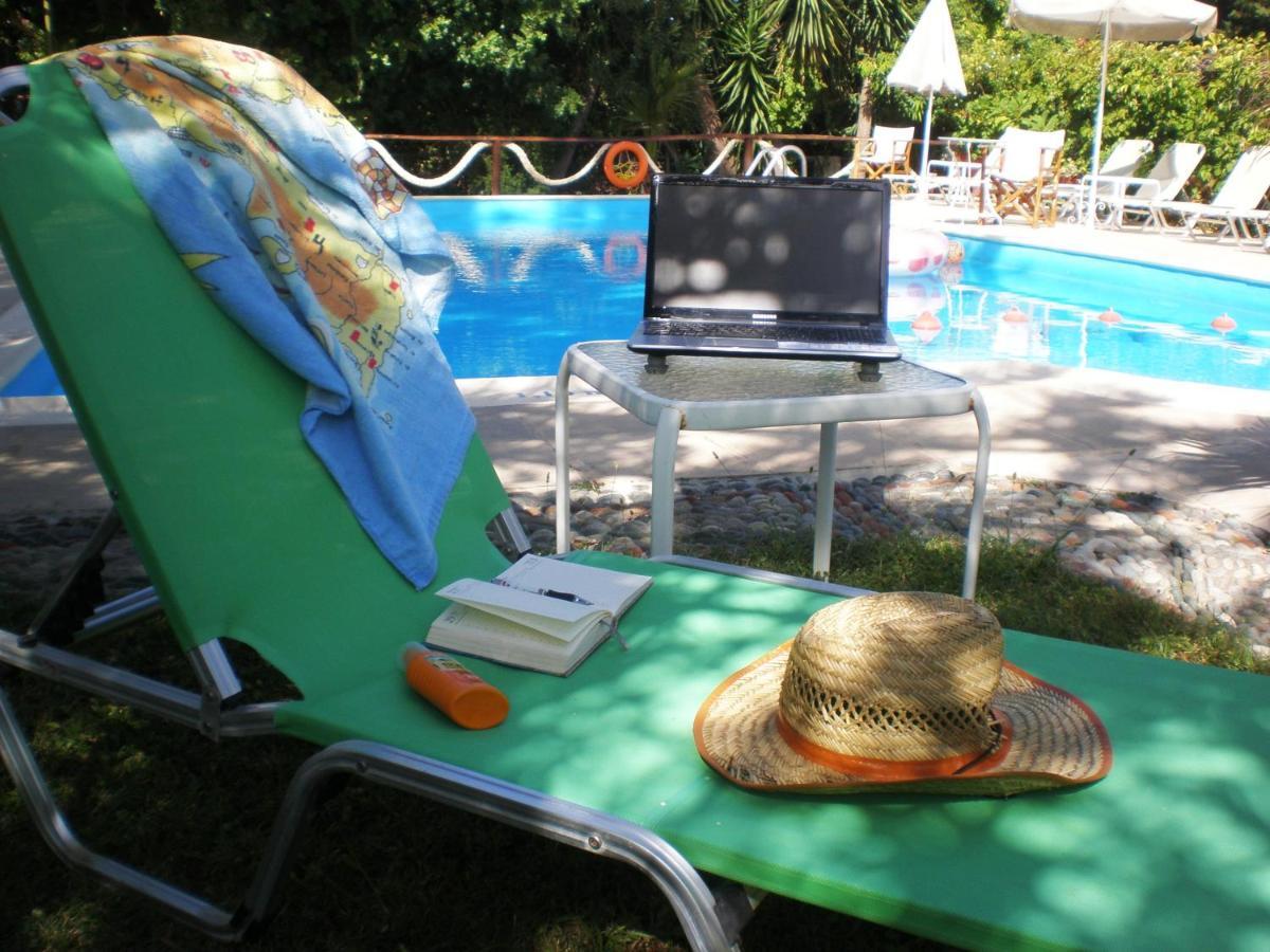Summer Lodge Maleme Extérieur photo