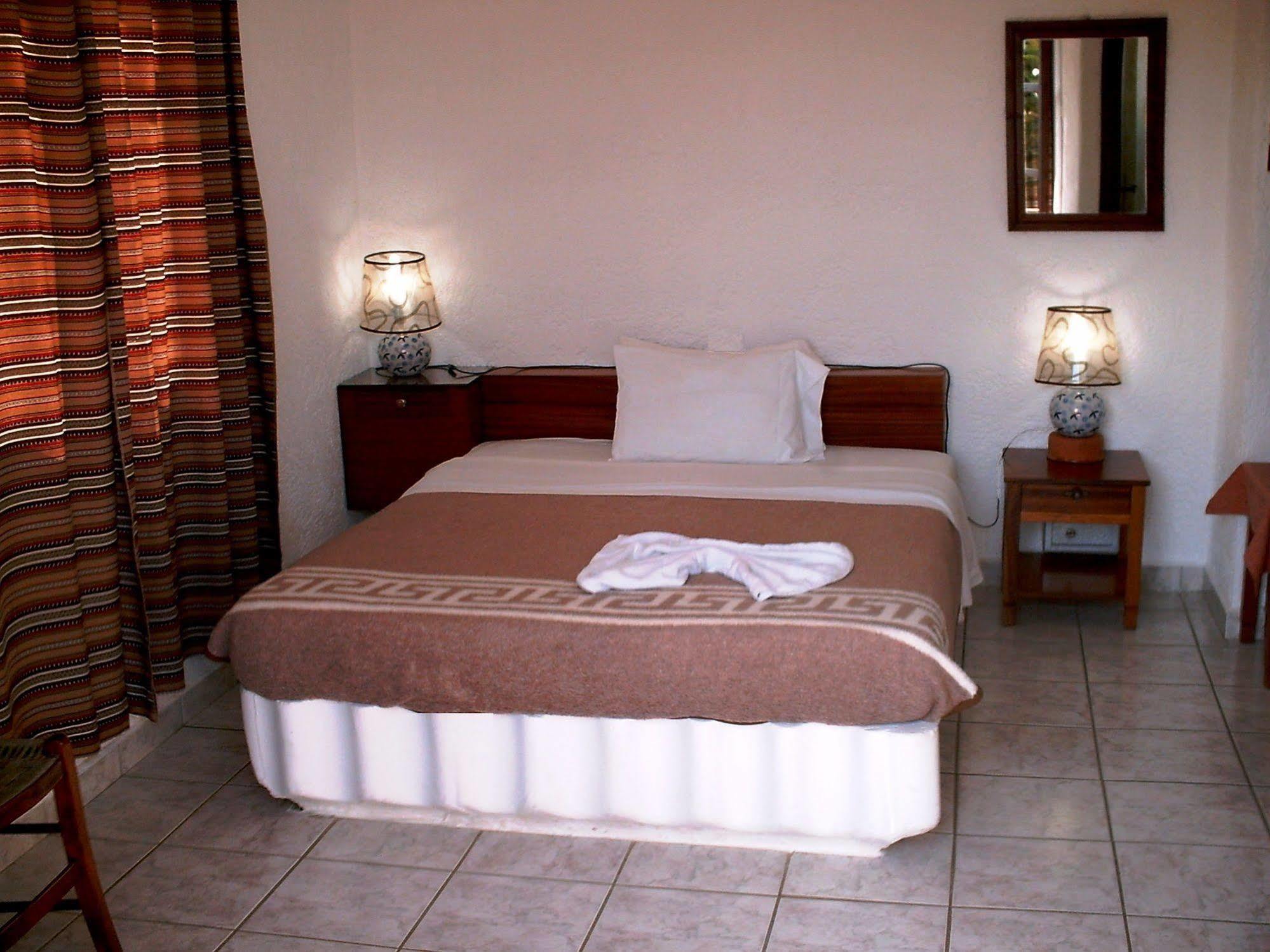 Summer Lodge Maleme Extérieur photo
